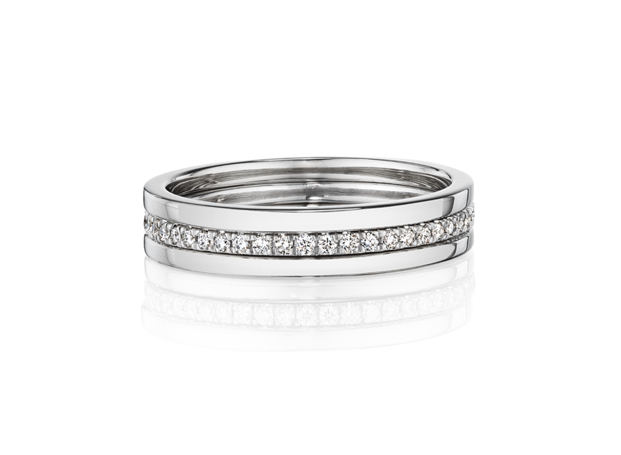 Classic Ring Set with Pavé Diamonds