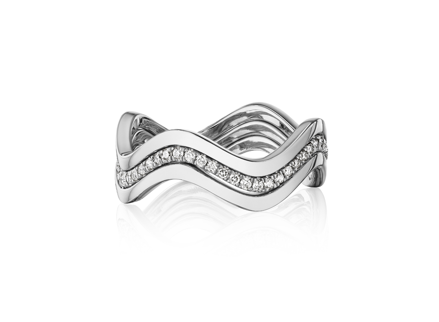 Wave Ring Set with Pavé Diamonds in 18K Gold